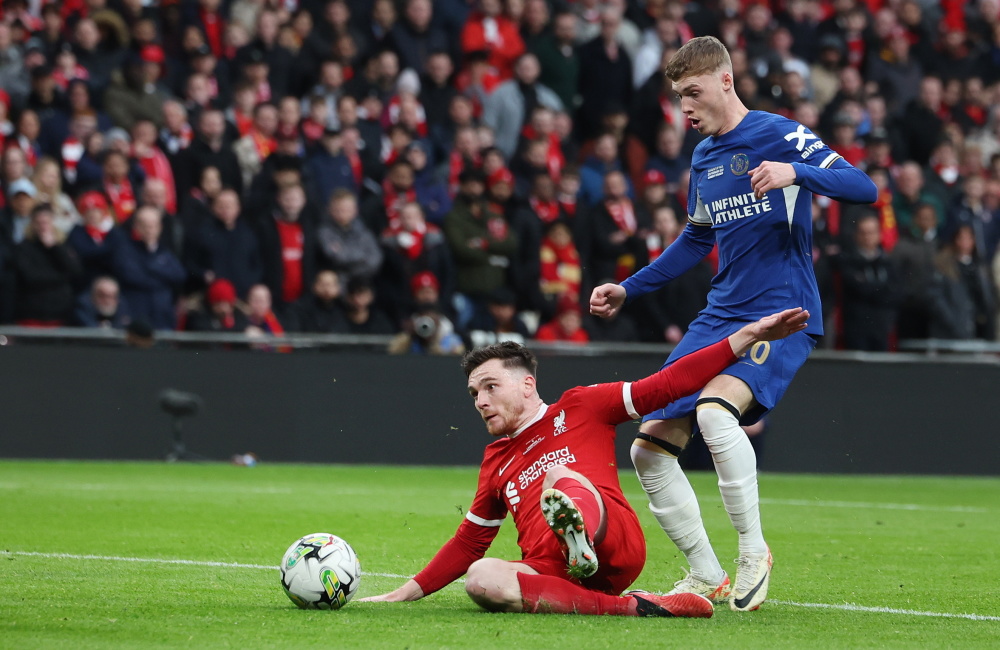 左臀受伤，萨格斯无奈离场（萨格斯左臀受伤提前离场）