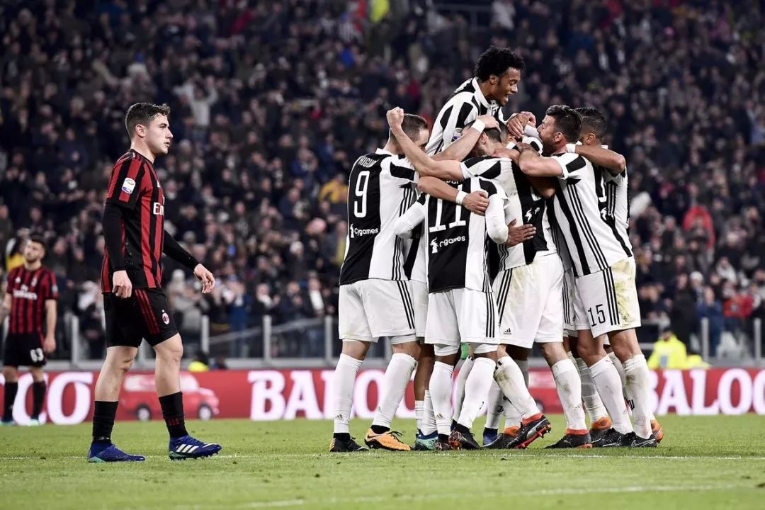 明天开售，全球首台中国品牌量产TCR赛车领克03+ TCR官图公开（领克03+ TCR官图发布：全球首款中国品牌量产TCR赛车明日开售）