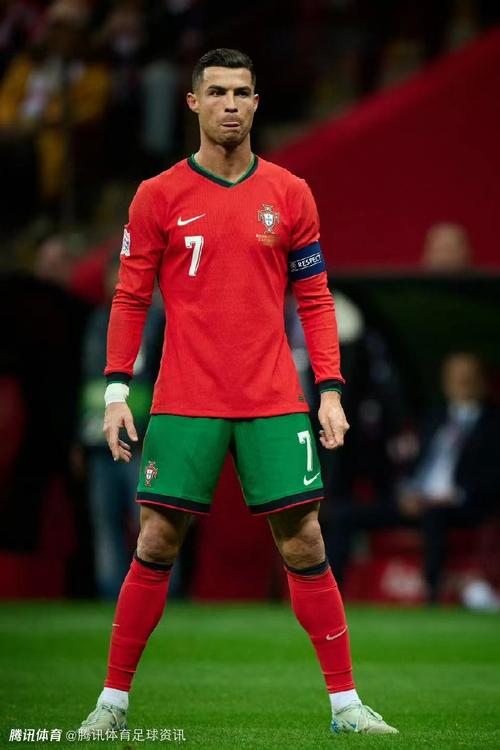 上海队记：李添荣手伤复发 偰李永炜甲流 两人都将缺席一段时间（上海队伤病更新：李添荣手伤复发，偰李永炜感染甲流，两人将暂时缺阵）